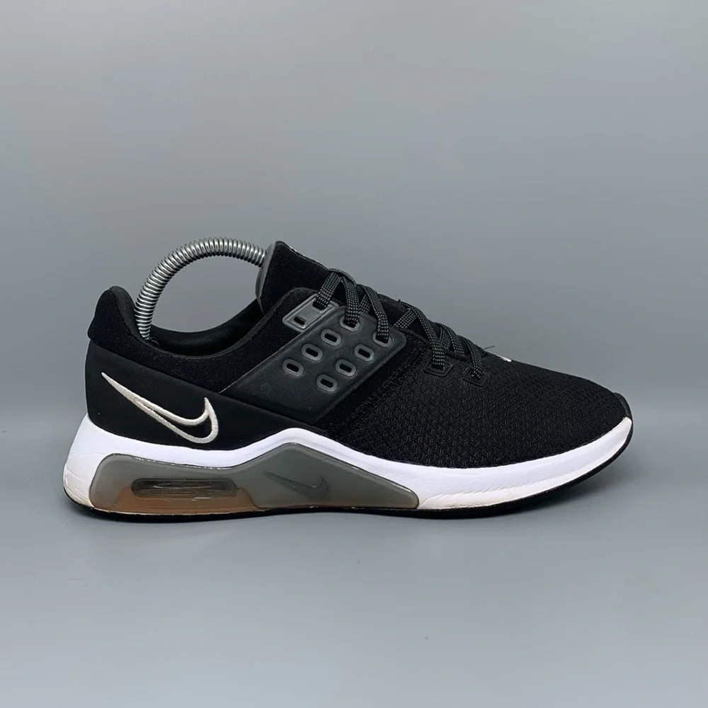Nike Air Max Bella TR 4 Black Running Shoes CW3398-002‎ Women's Sz 9